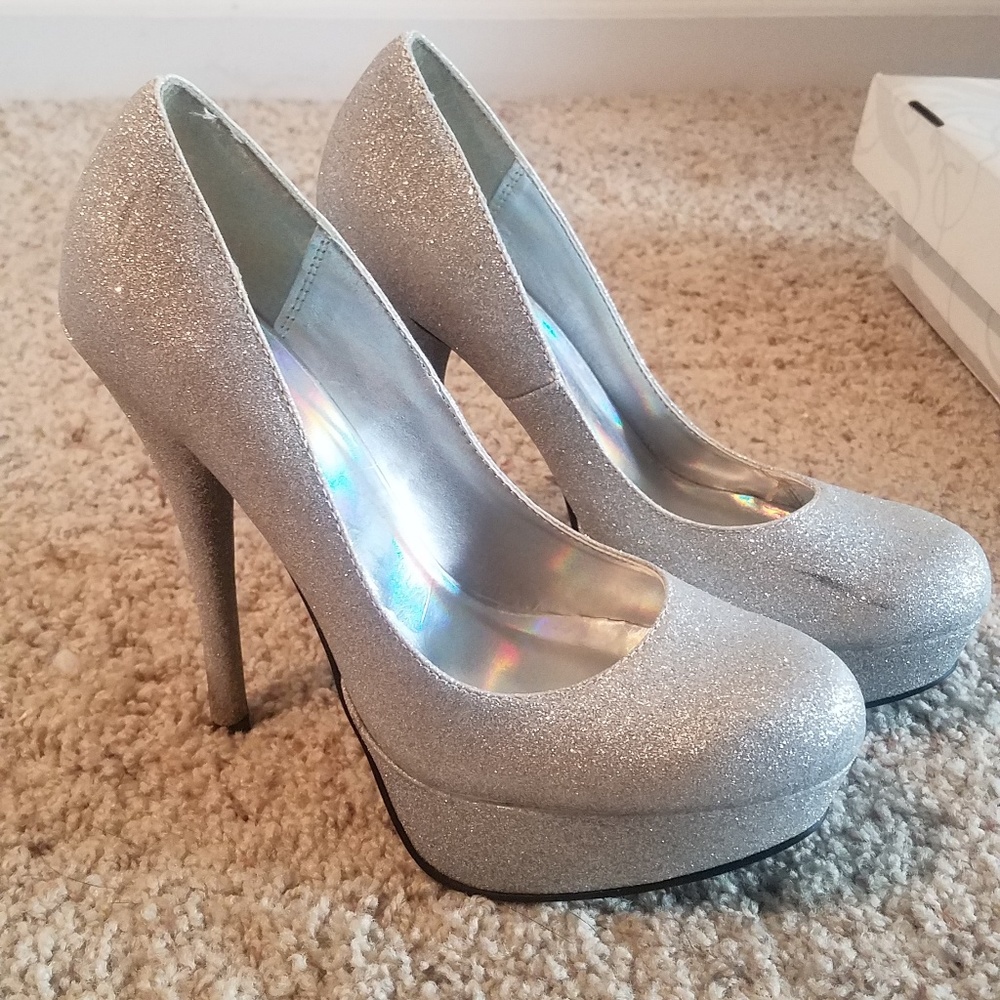 Women's Silver Glitter Heels